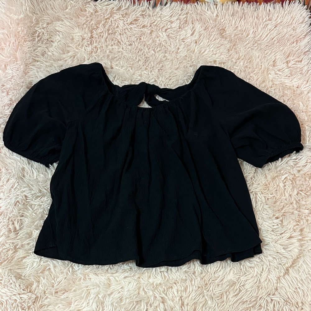 Old Navy Elegant Black Blouse with Puff Sleeves